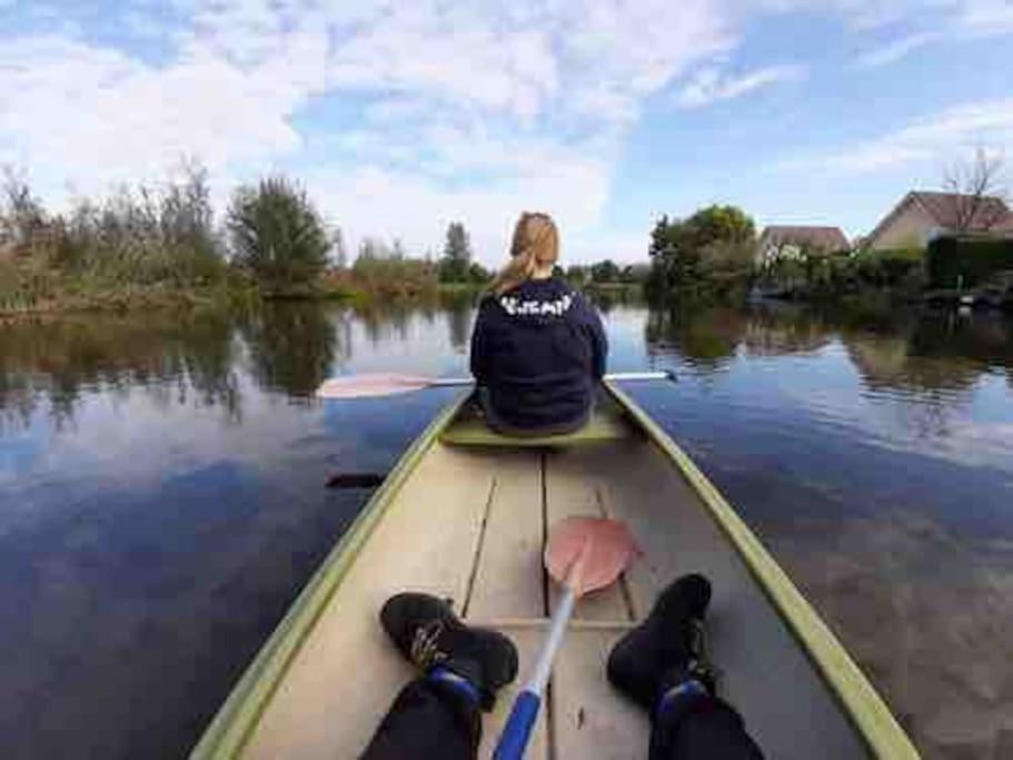 Gezellige Pipo Met Grote Schommel Aan Het Water Villa Medemblik Luaran gambar
